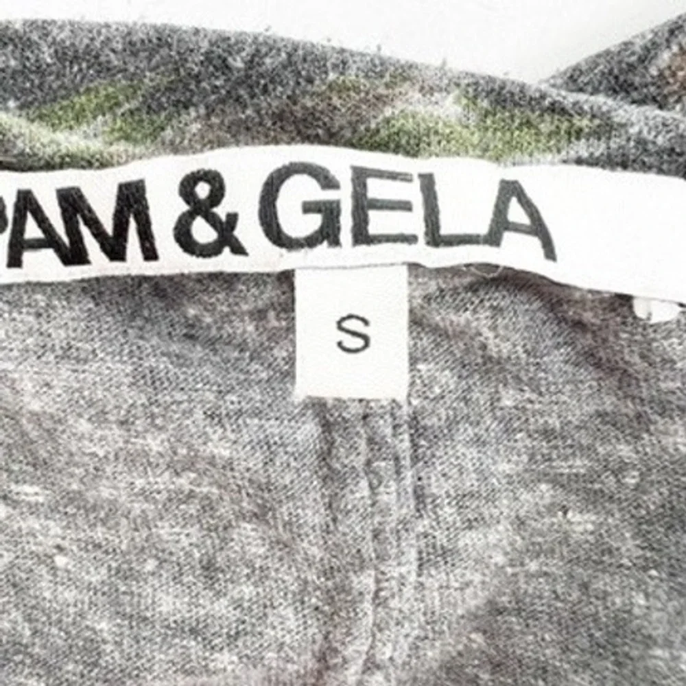 PAM & GELA Women's Camo Print‎ Short Sleeve Pocket T-Shirt Size S - Picture 5 of 5